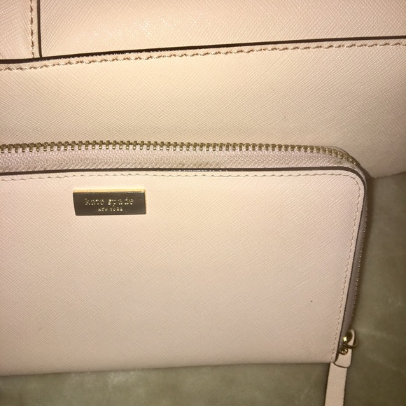 KATE SPADE ♠️ - Picture 3 of 5